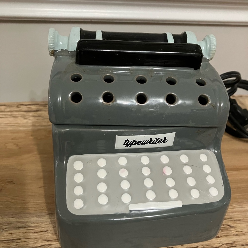 Scentsy wax warmer full sized type writer typewriter